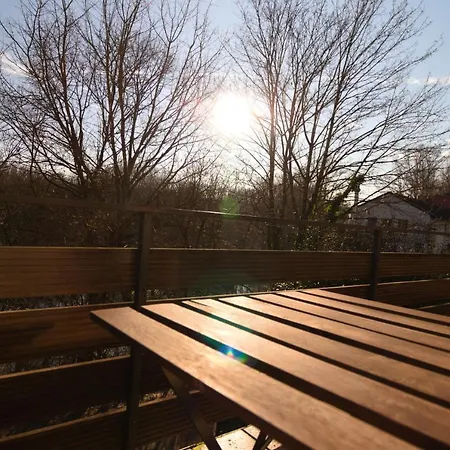 Apartmán Zwischen Koeln Und Bonn, Oben