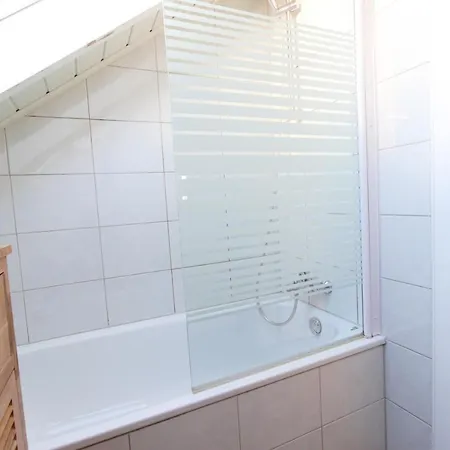 Zwischen Koeln Und Bonn, Oben *