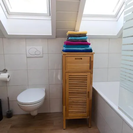 Zwischen Koeln Und Bonn, Oben Troisdorf